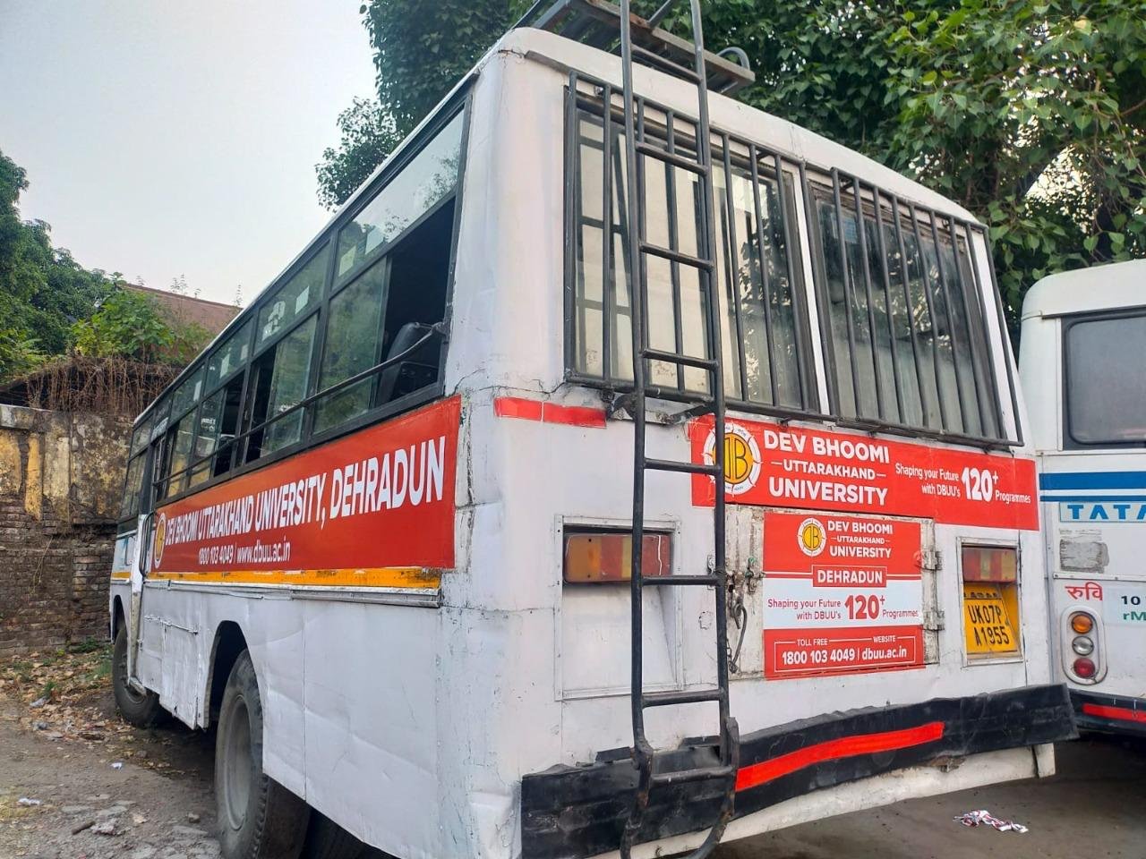 Bus Back Panel